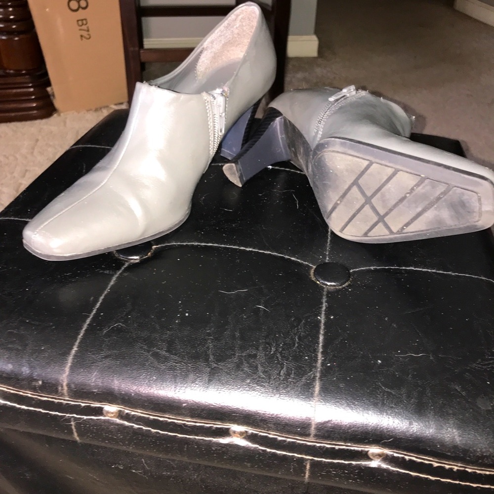 Covington 6.5 Booties - Picture 7 of 8
